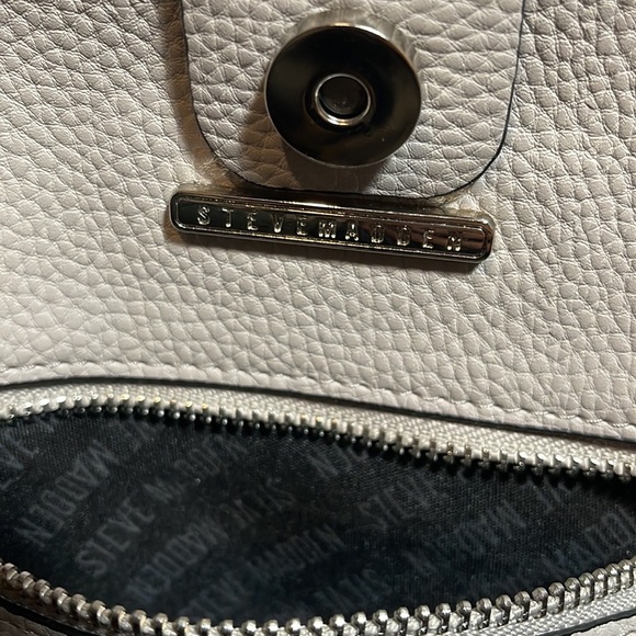 Steve Madden gently used light grey bag - Picture 5 of 12